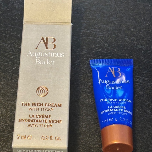 Augustinus bader the rich cream - Picture 2 of 3